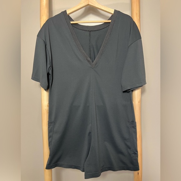 SHEIN oversized Small dark gray roper big pocket jumpsuit shorts - Picture 1 of 7